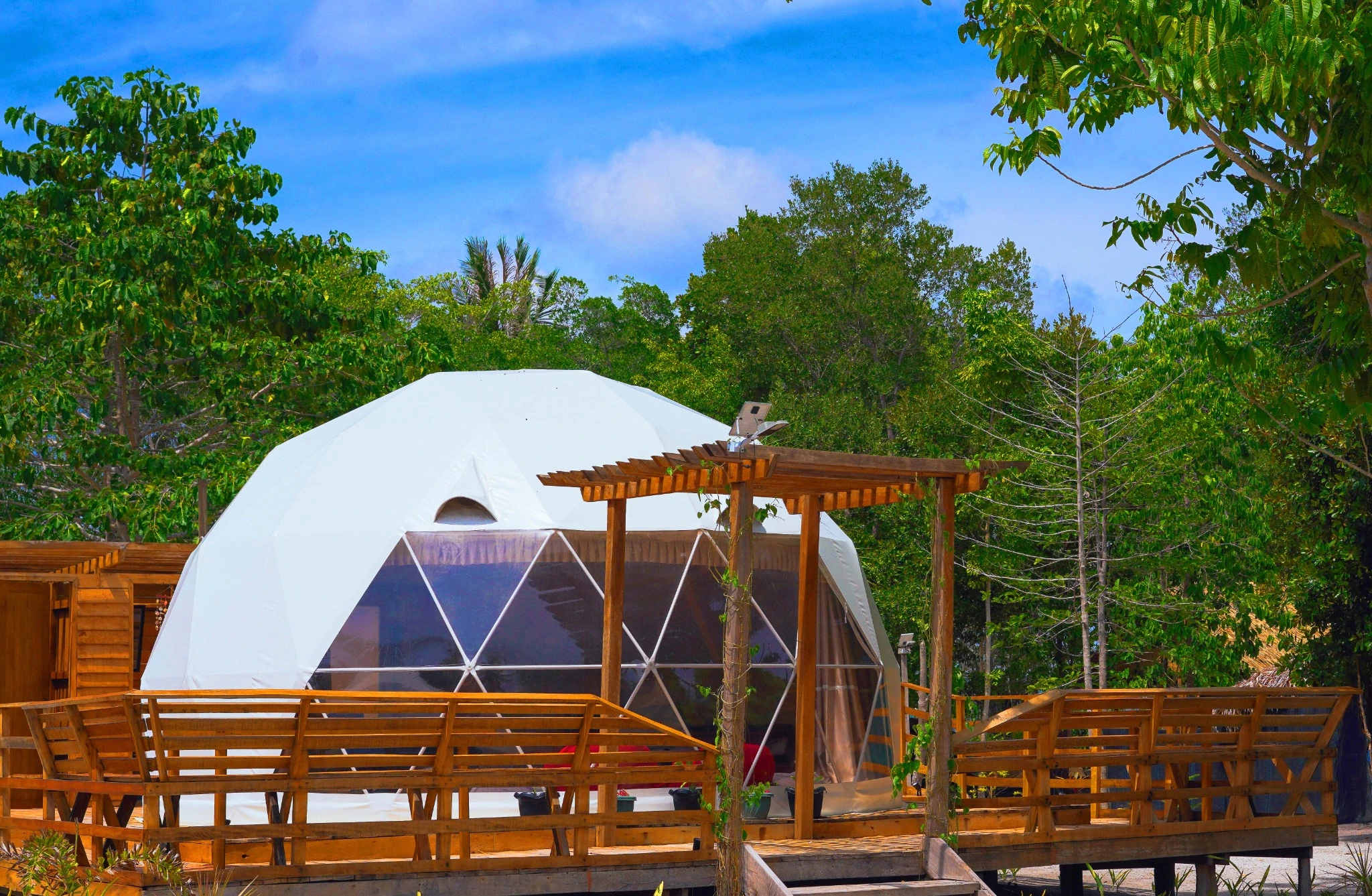 Balabac Eco-Resort dome