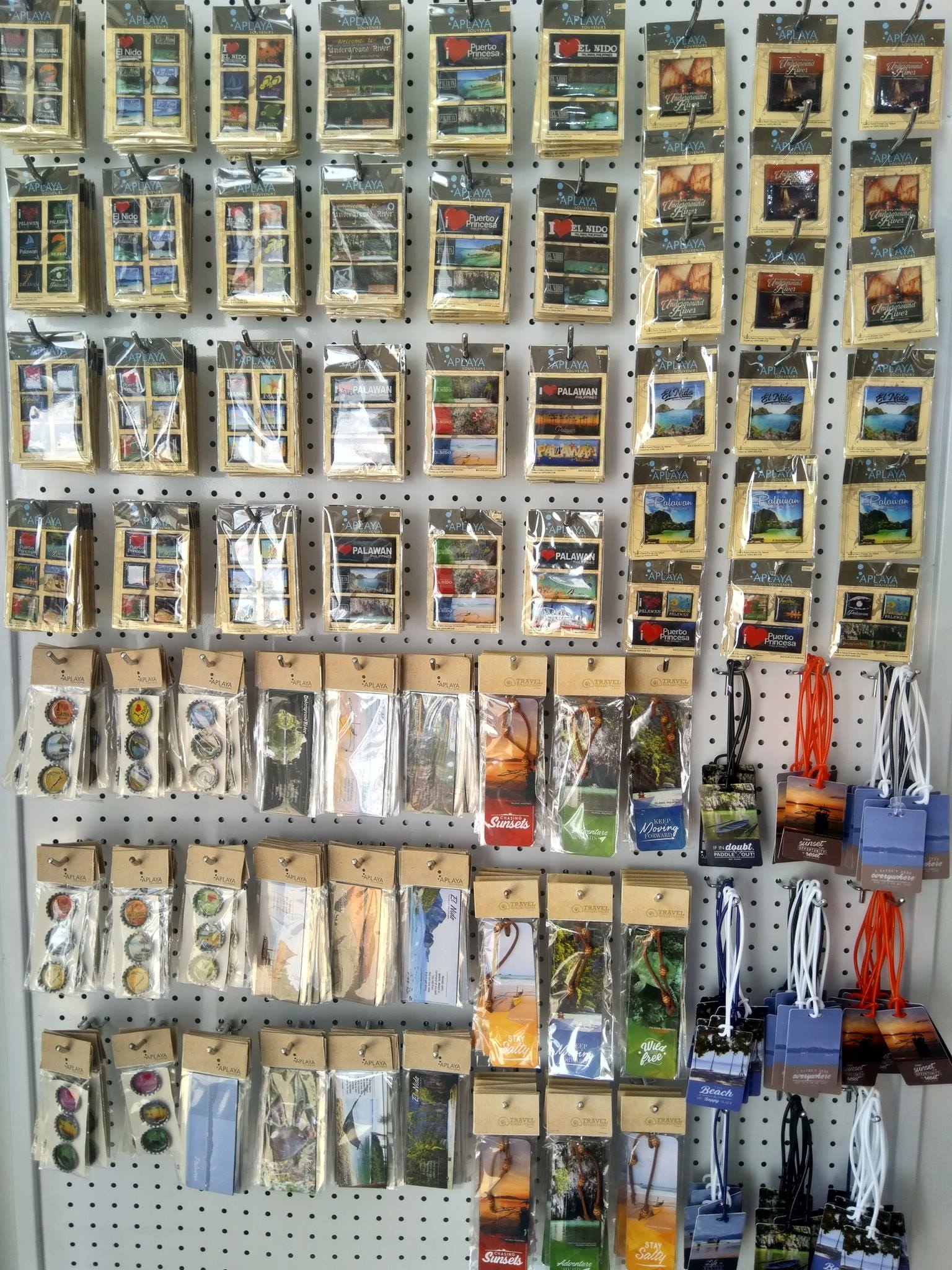 Aplaya Souvenirs magnets
