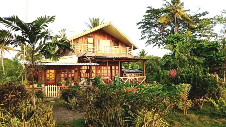 henalric stay beachfront 768x432